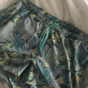 Old Navy printed shorts